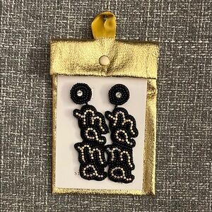 NWT Simply Southern Mama Black and Gold Beaded Earrings